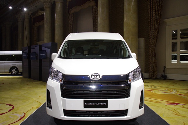รูปภาพ โตโยต้า Toyota Commuter 2.8 AT ปี 2019