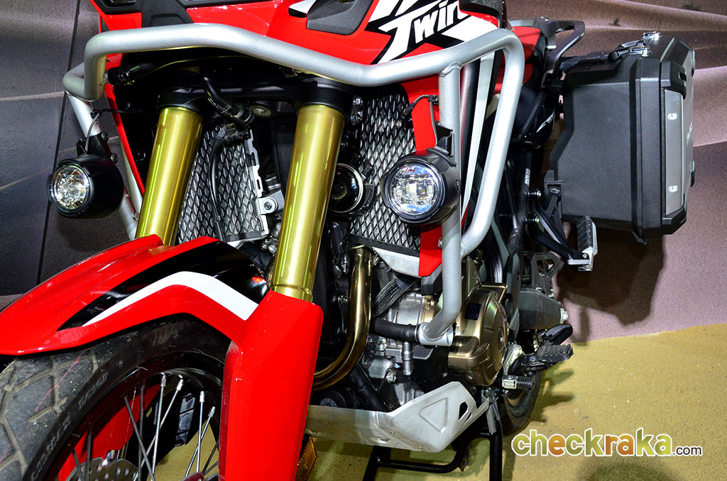 Honda CRF 1000L Africa Twin DCT ฮอนด้า ซีอาร์เอ็ฟ ปี 2016 : ภาพที่ 11