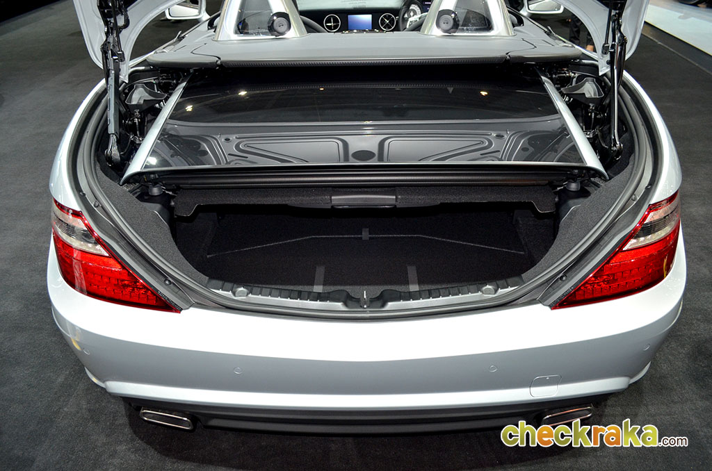 Mercedes-benz SLK-Class SLK200 CarbonLook Edition เมอร์เซเดส-เบนซ์ เอสแอลเค-คลาส ปี 2014 : ภาพที่ 16