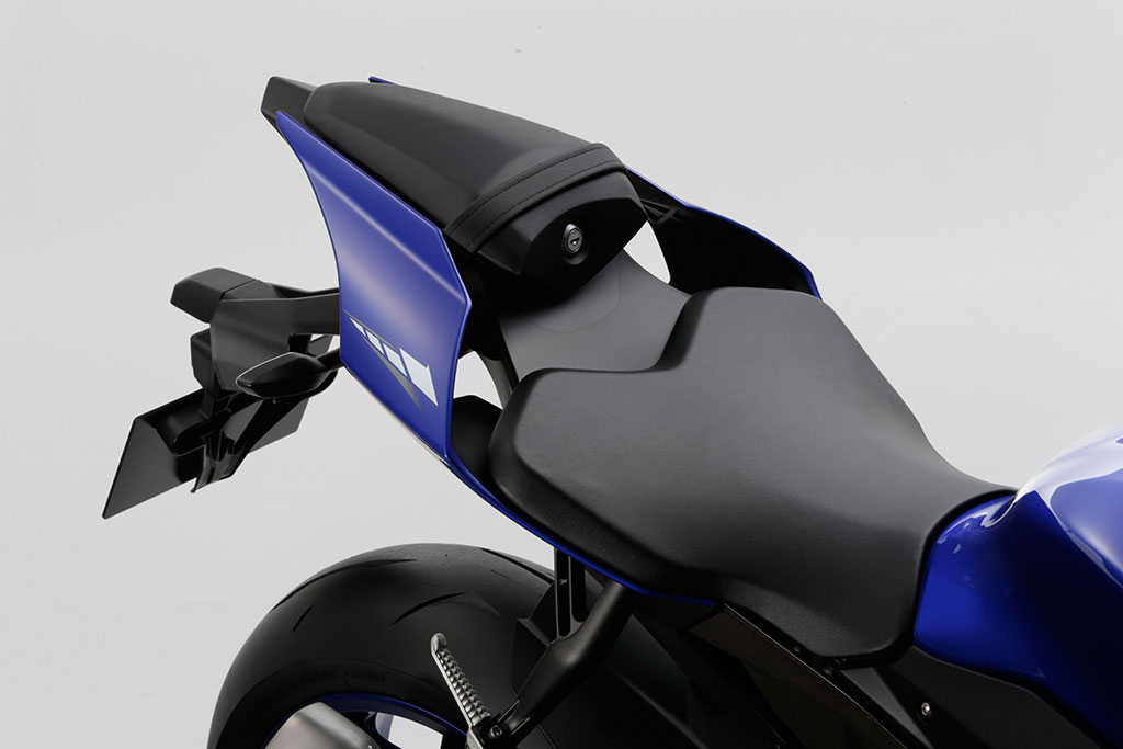 Yamaha YZF-R1 Standard ยามาฮ่า วายแซดเอฟ-อาร์1 ปี 2015 : ภาพที่ 11