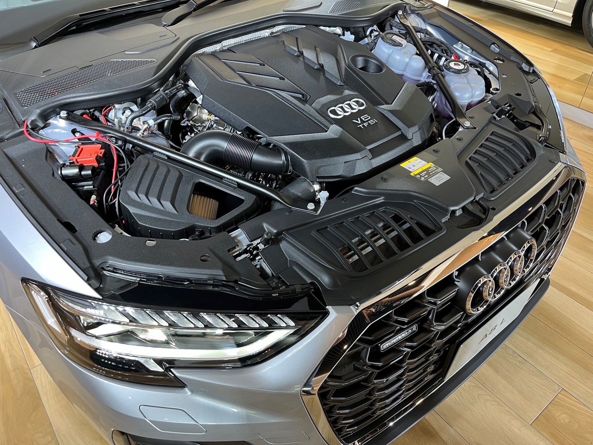 รูปภาพ อาวดี้ Audi A8 L 60 TFSI e quattro Prestige S line ปี 2023