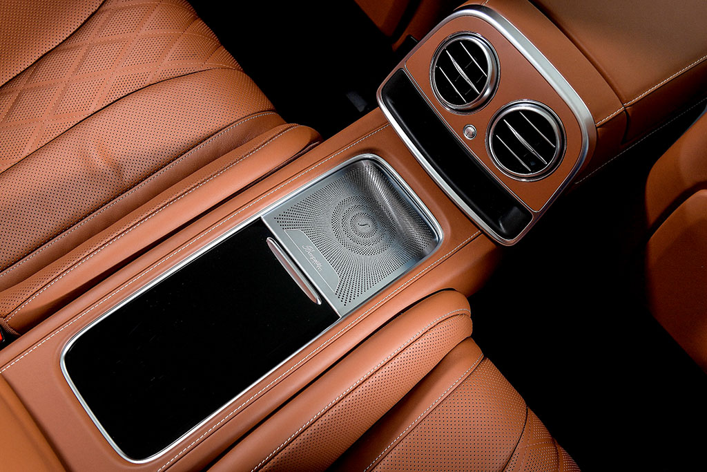 รูปภาพ เมอร์เซเดส-เบนซ์ Mercedes-benz S-Class S 500 Cabriolet AMG Premium ปี 2016