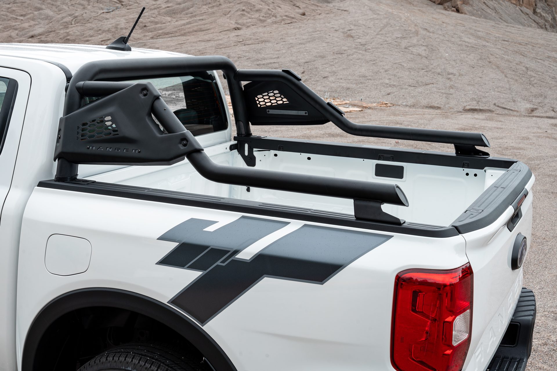 รูปภาพ ฟอร์ด Ford Ranger Double Cab XLS Extra Pack 2.0L Turbo HR 6AT ปี 2025