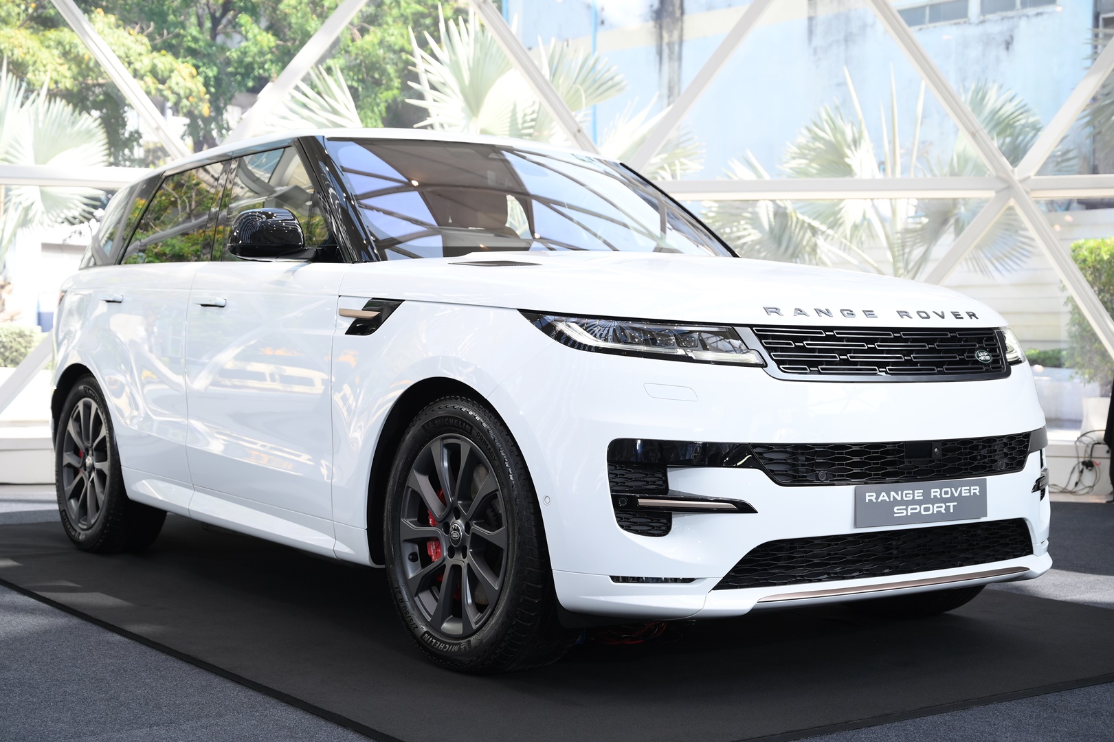 รูปภาพ แลนด์โรเวอร์ Land Rover Range Rover Sport Dynamic SE Plug-In Hybrid ปี 2023