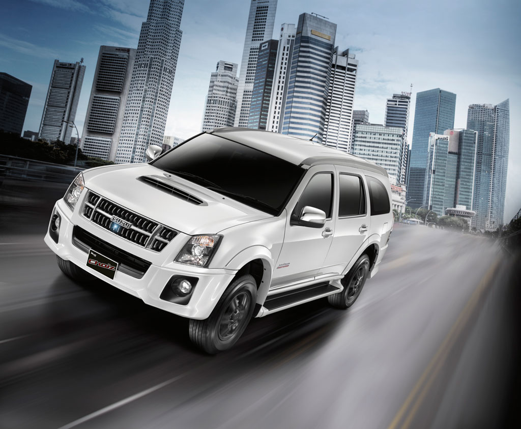 Isuzu MU-7 (Super Titanium) Choiz 4X2 MT อีซูซุ มิว-เซเว่น ปี 2011 : ภาพที่ 2