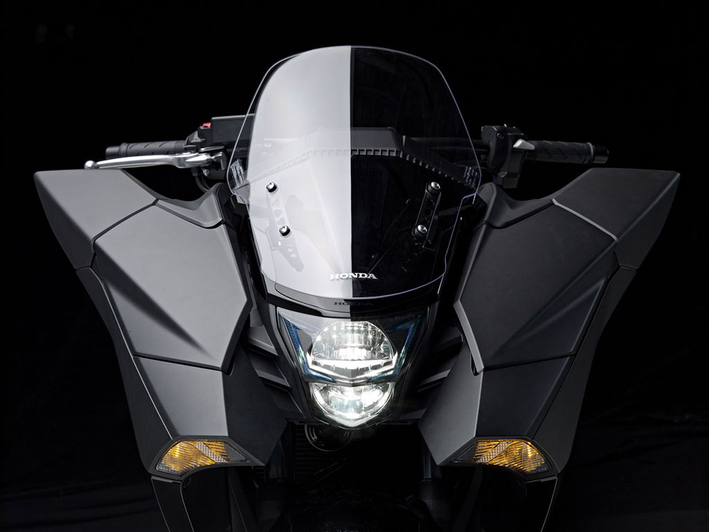 Honda NM4 MY2014 ฮอนด้า เอ็นเอ็ม 4 ปี 2014 : ภาพที่ 4