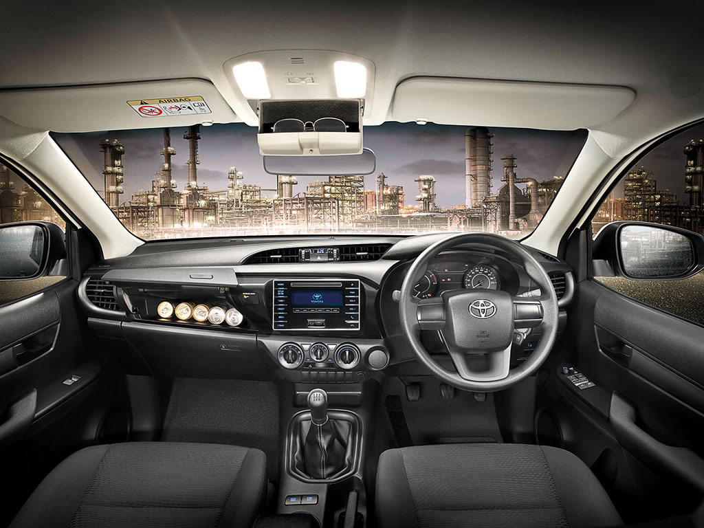 Toyota Revo Standard Cab 4X4 2.8J โตโยต้า รีโว่ ปี 2017 : ภาพที่ 5