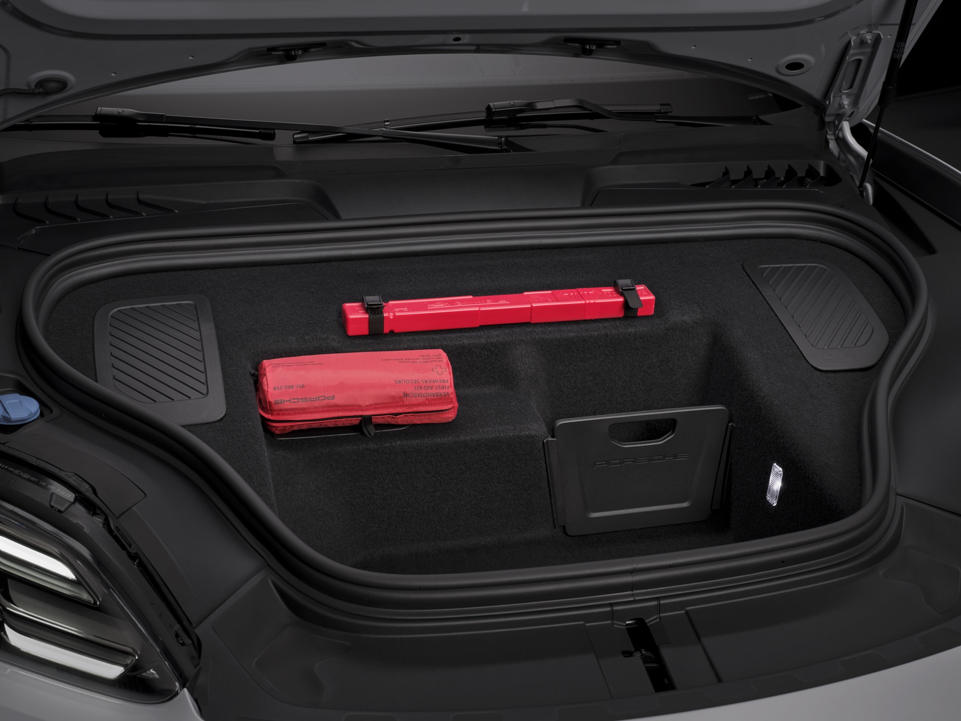 รูปภาพ ปอร์เช่ Porsche Macan Turbo ปี 2024