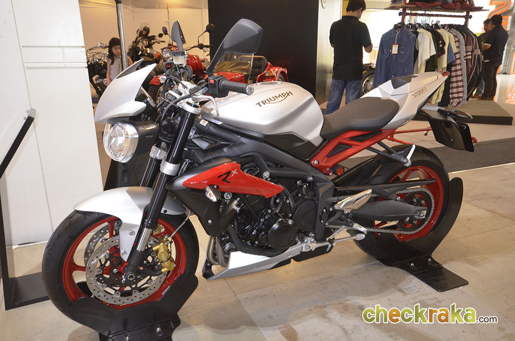 Triumph Street Triple RX ไทรอัมพ์ สตรีท ทริบเปิ้ล ปี 2016 : ภาพที่ 6