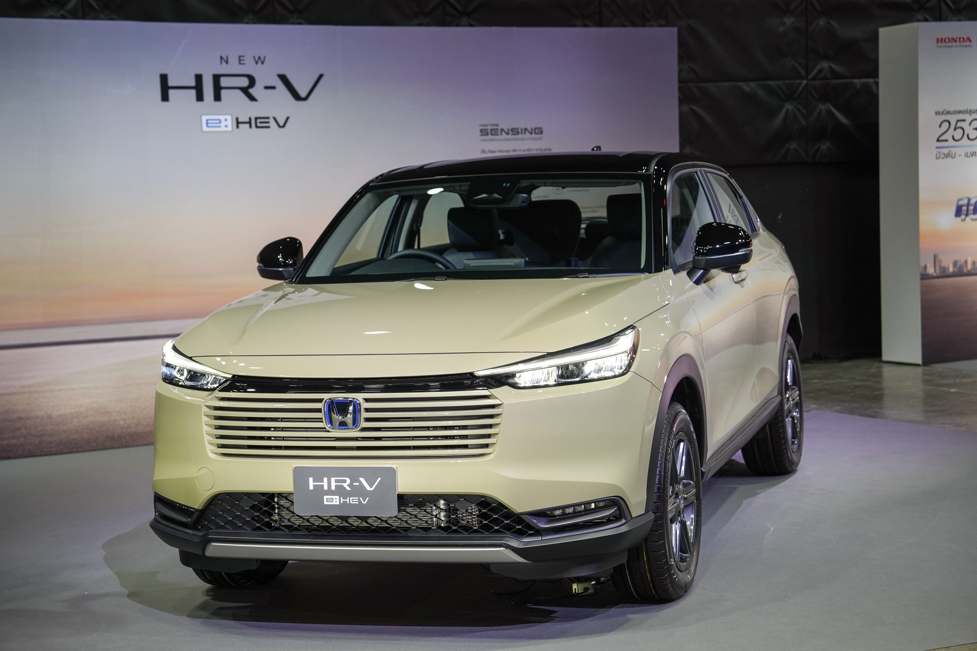 รูปภาพ ฮอนด้า Honda HR-V e:HEV EL ปี 2024