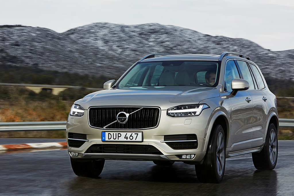 Volvo XC90 D5 AWD Momentum วอลโว่ เอ็กซ์ซี 90 ปี 2020 : ภาพที่ 2