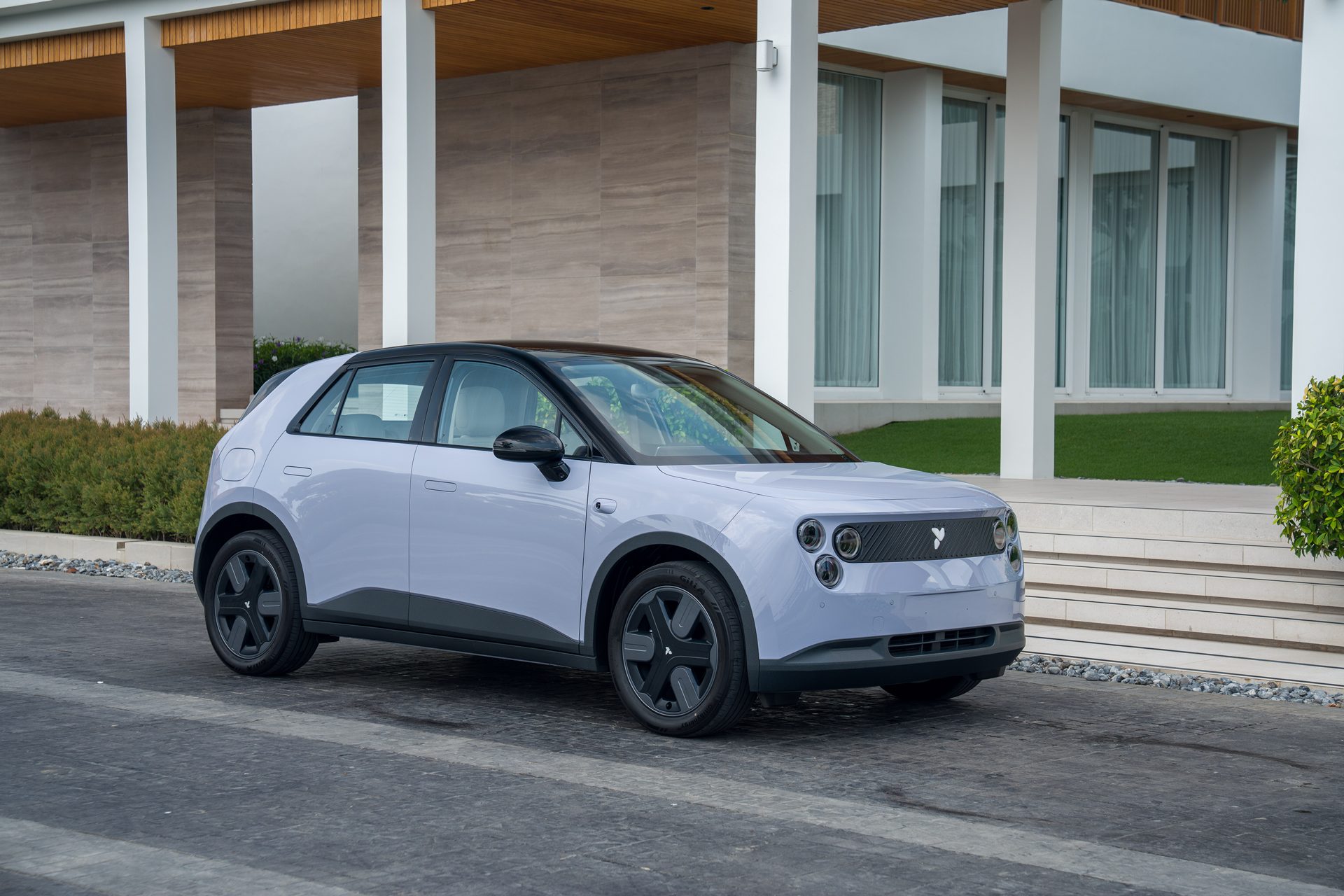 รูปภาพ ไฟเออร์ฟลาย Firefly 400 Standard ปี 2026