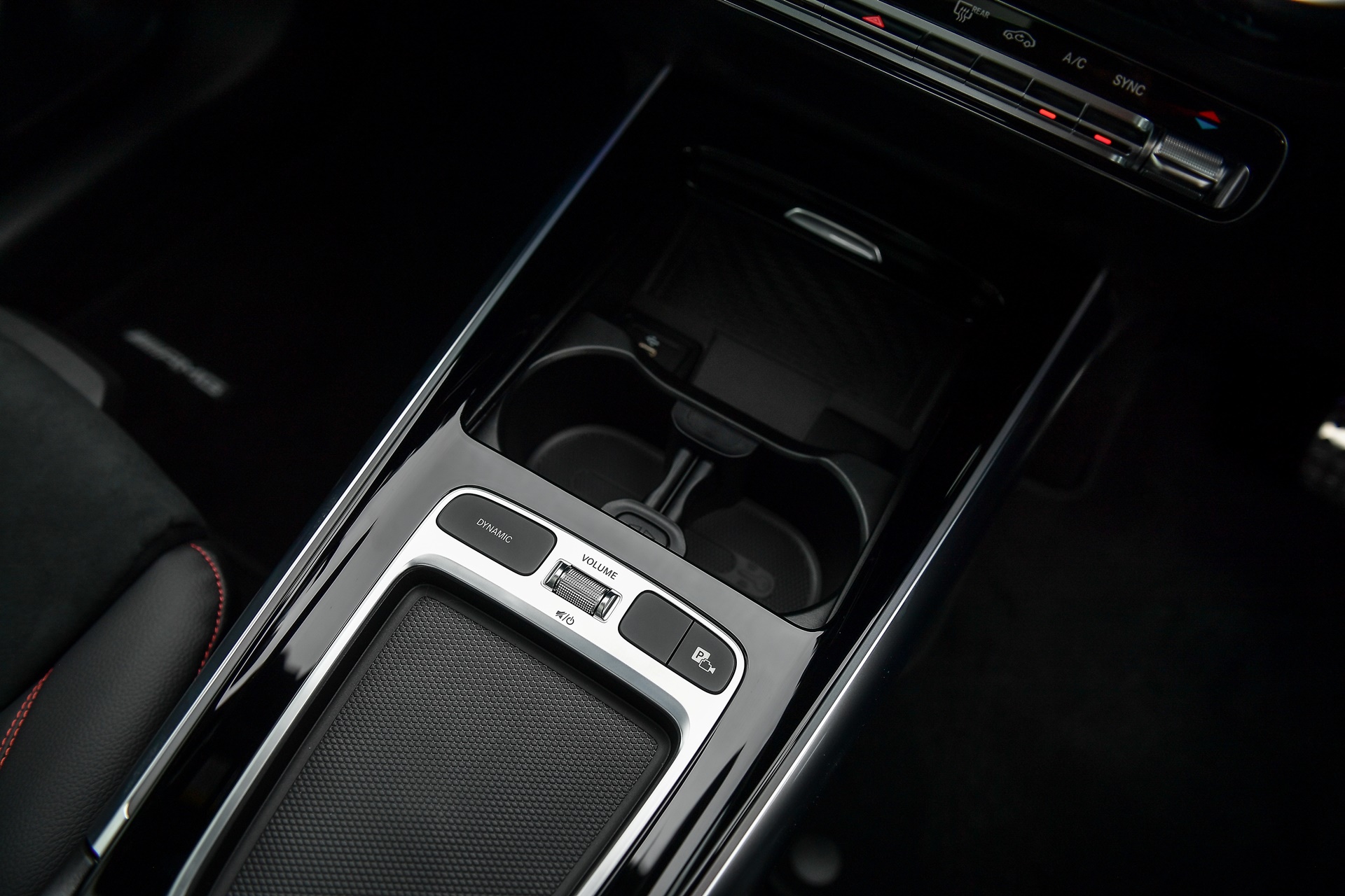 รูปภาพ เมอร์เซเดส-เบนซ์ Mercedes-benz GLA-Class GLA 200 AMG Dynamic ปี 2024