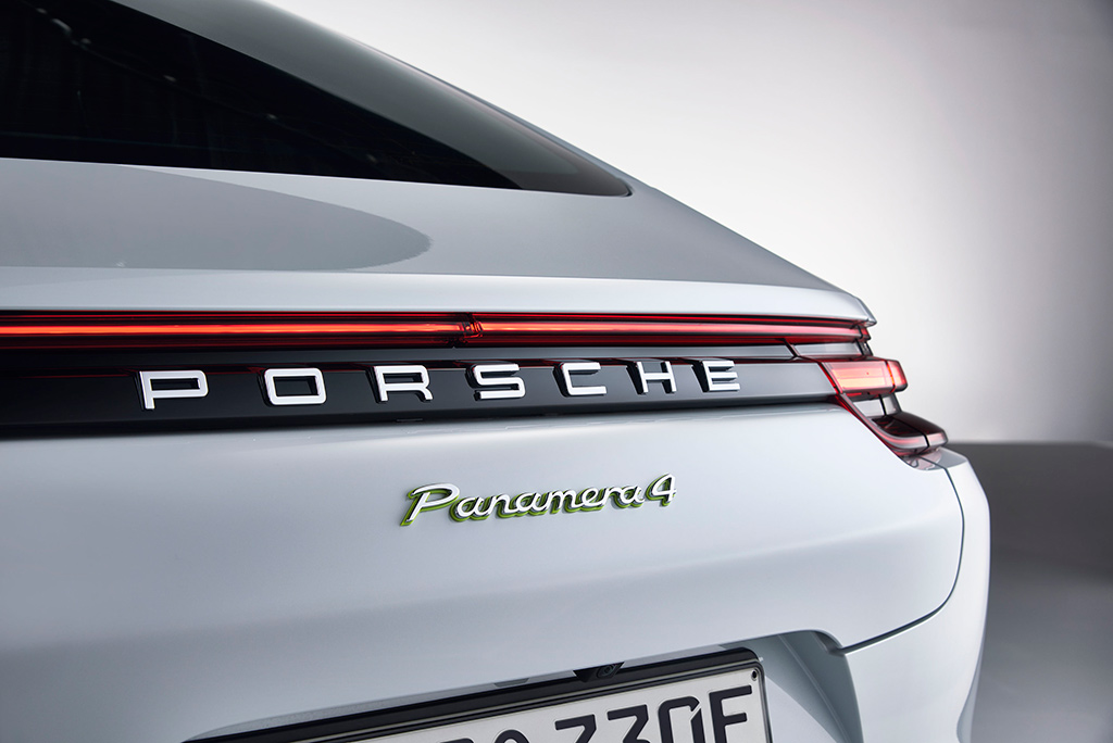 Porsche Panamera 4 E-Hybrid Sport Turismo ปอร์เช่ พานาเมร่า ปี 2019 : ภาพที่ 8