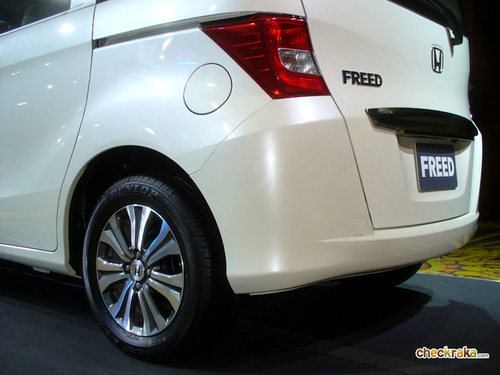 Honda Freed SE ฮอนด้า ฟรีด ปี 2012 : ภาพที่ 17