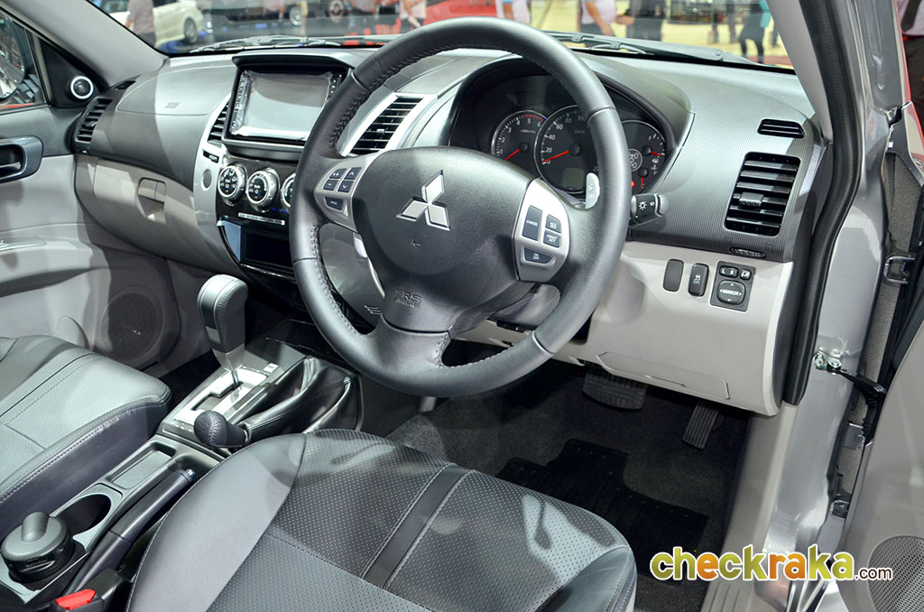 Mitsubishi Pajero Sport 2WD GT V6 มิตซูบิชิ ปาเจโร่ สปอร์ต ปี 2012 : ภาพที่ 13