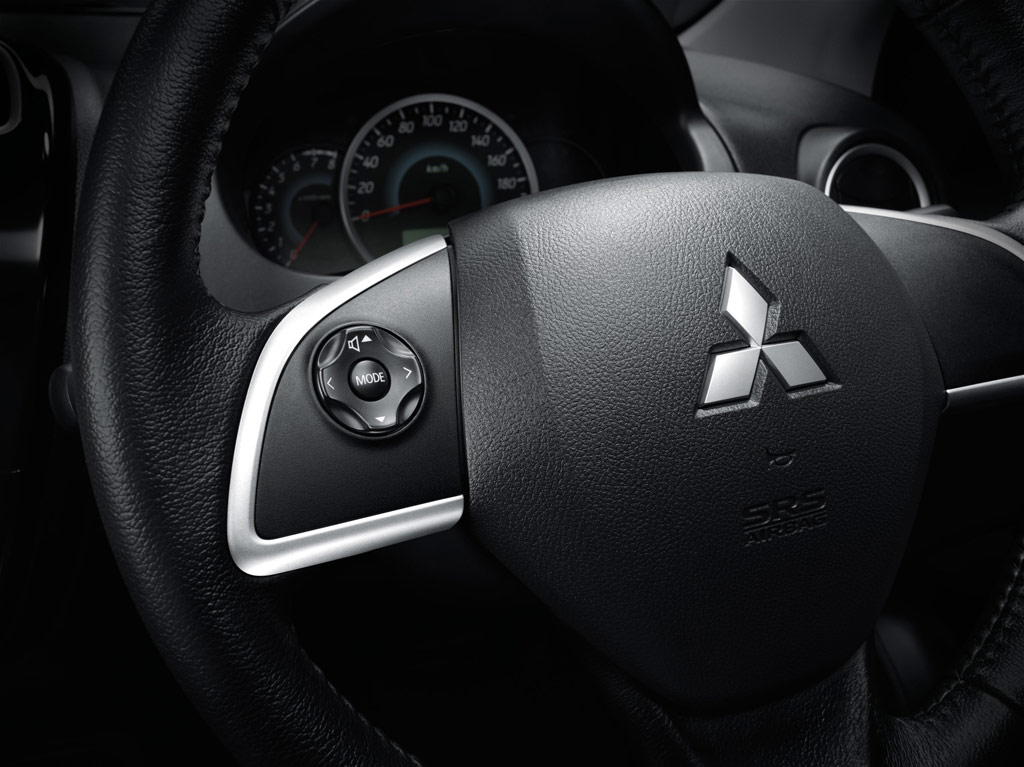 รูปภาพ มิตซูบิชิ Mitsubishi Attrage GLS Ltd. CVT ปี 2013