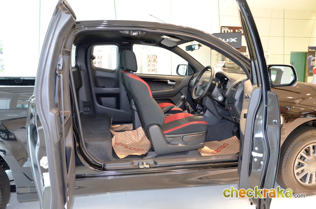 Isuzu D-MAX X-Series Speed 2.5 VGS Turbo M/T อีซูซุ ดีแมคซ์ เอ็กซ์ซีรีส์ ปี 2012 : ภาพที่ 7