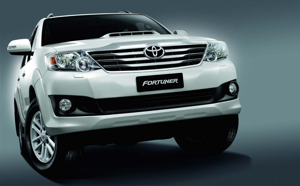 รูปภาพ โตโยต้า Toyota Fortuner 2.5 G M/T ปี 2011