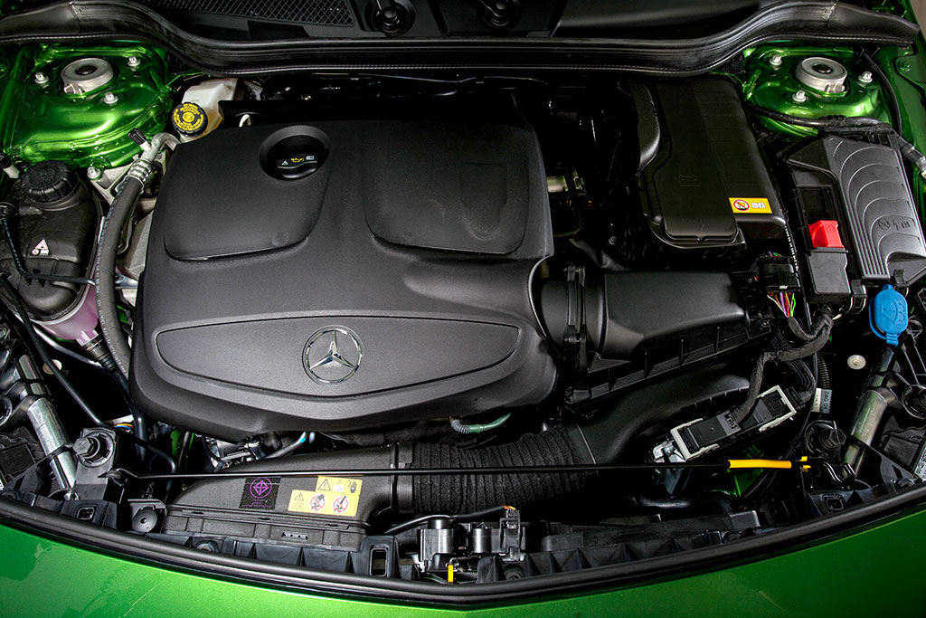 รูปภาพ เมอร์เซเดส-เบนซ์ Mercedes-benz A-Class A 180 Urban ปี 2015