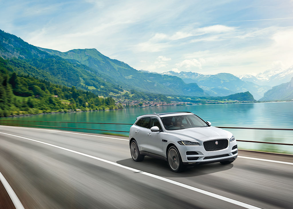 Jaguar F-Pace 2.0 Portfolio จากัวร์ เอฟ-เพซ ปี 2016 : ภาพที่ 1