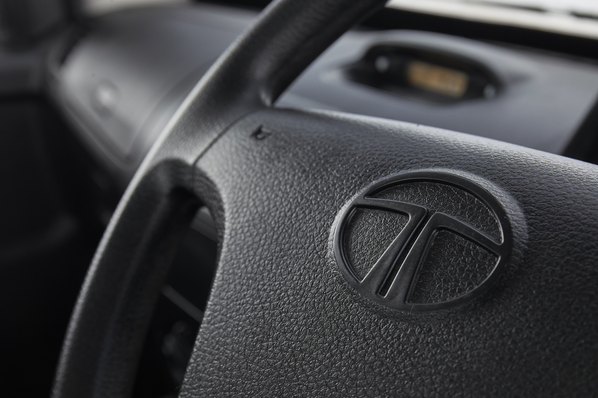 รูปภาพ ทาทา Tata Small Commercial Vehicles SuperAce ปี 2023