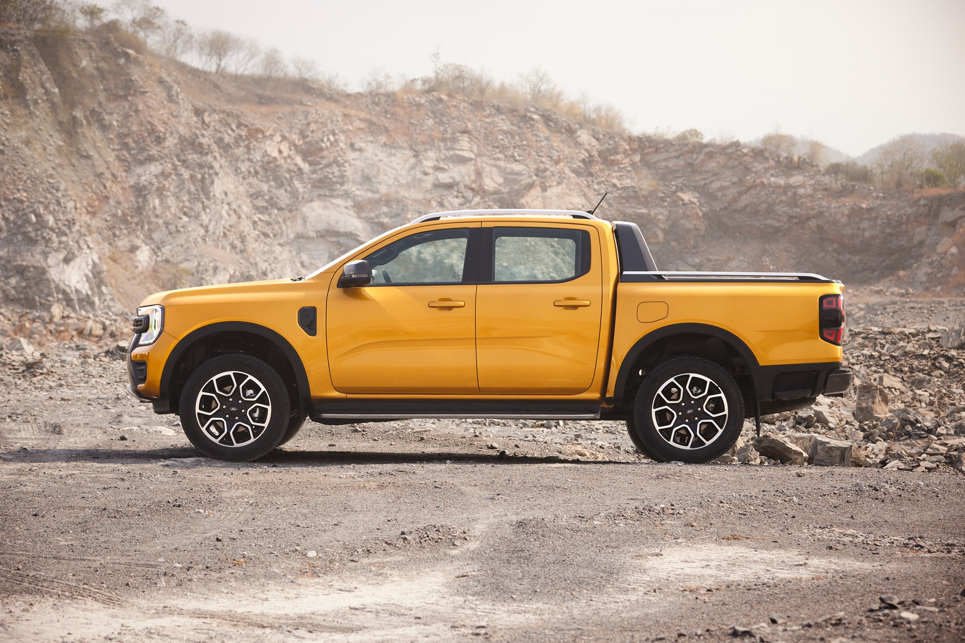 รูปภาพ ฟอร์ด Ford Ranger Double Cab Wildtrak-X 3.0L Turbo 4X4 10AT ปี 2026