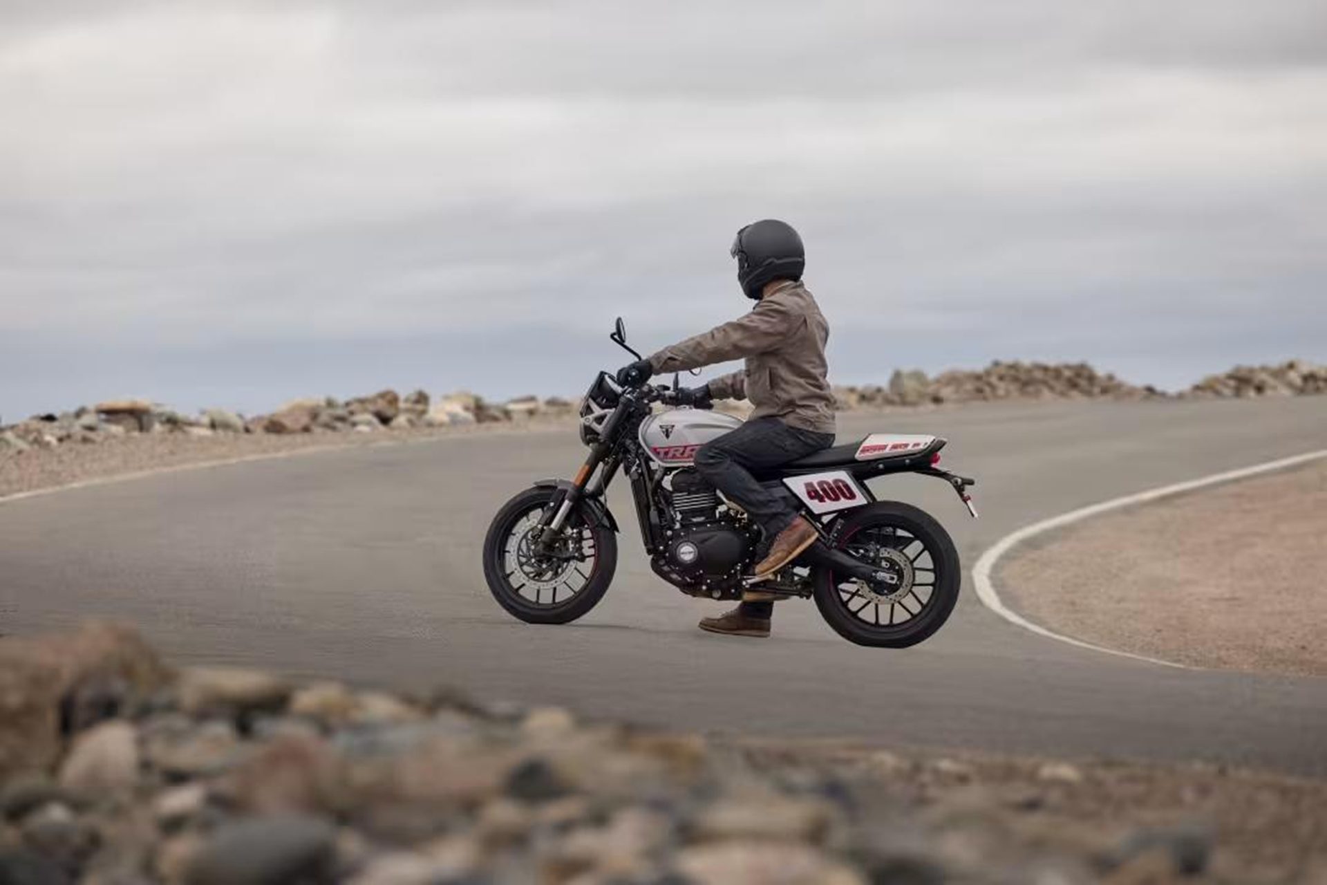 รูปภาพ ไทรอัมพ์ Triumph Tracker 400 ปี 2026