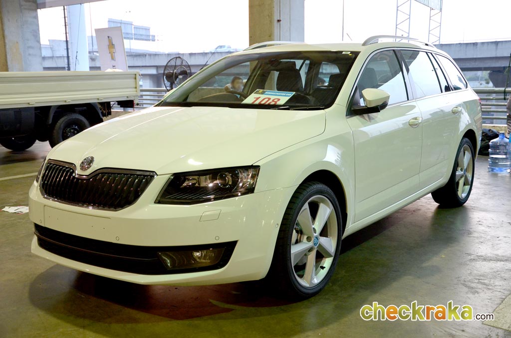 Skoda Octavia Combi 2.0 TDi สโกด้า ออคตาเวีย ปี 2013 : ภาพที่ 9