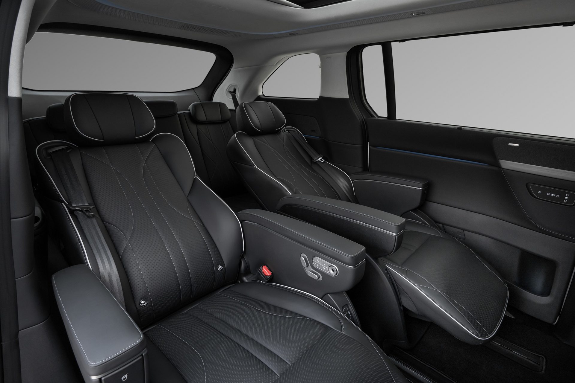 รูปภาพ เอ็กซ์เผิง Xpeng X9 Premium ปี 2025