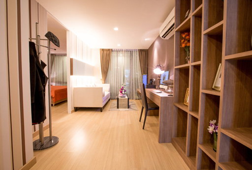 รูปภาพ เท็น เอกมัย (Ten Ekamai)