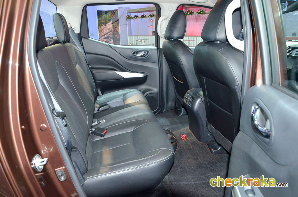 Nissan Navara Double Cab Calibre V 7AT 18MY นิสสัน นาวาร่า ปี 2018 : ภาพที่ 16