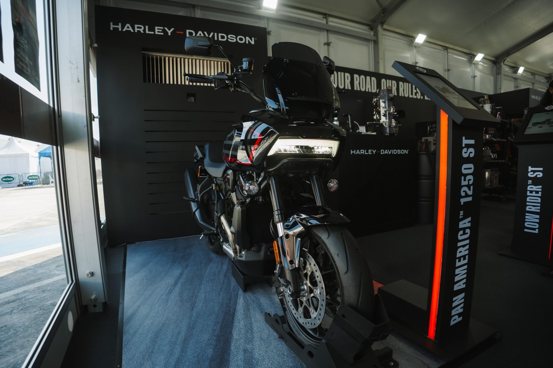 รูปภาพ ฮาร์ลีย์-เดวิดสัน Harley-Davidson Pan America 1250 ST ปี 2026