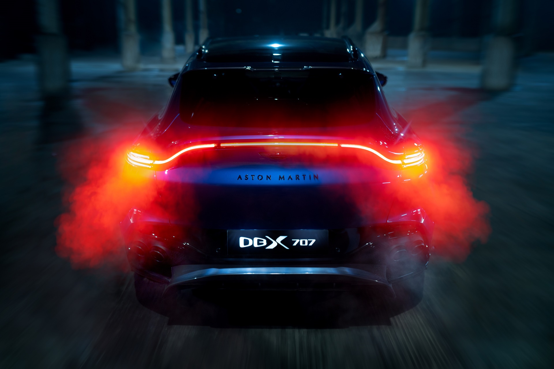 Aston Martin DBX 707 แอสตัน มาร์ติน ปี 2023 : ภาพที่ 9