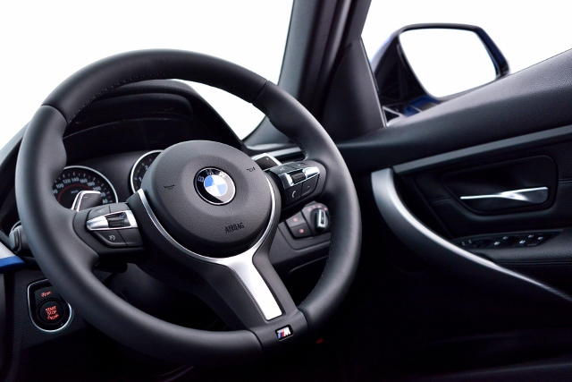 รูปภาพ บีเอ็มดับเบิลยู BMW Series 3 320d Touring M Sport ปี 2012