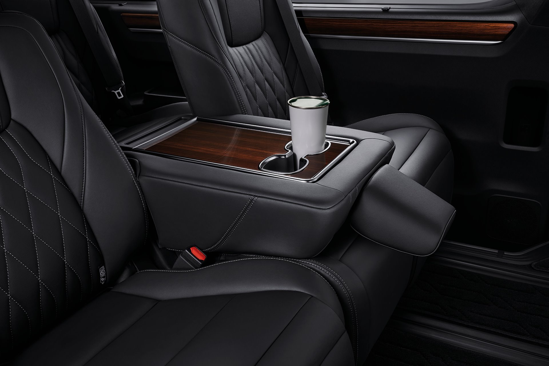 รูปภาพ โตโยต้า Toyota Majesty Premium ปี 2025