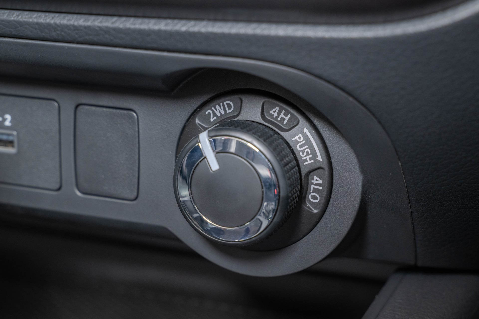 รูปภาพ นิสสัน Nissan Navara Double Cab PRO-2X 7AT ปี 2024