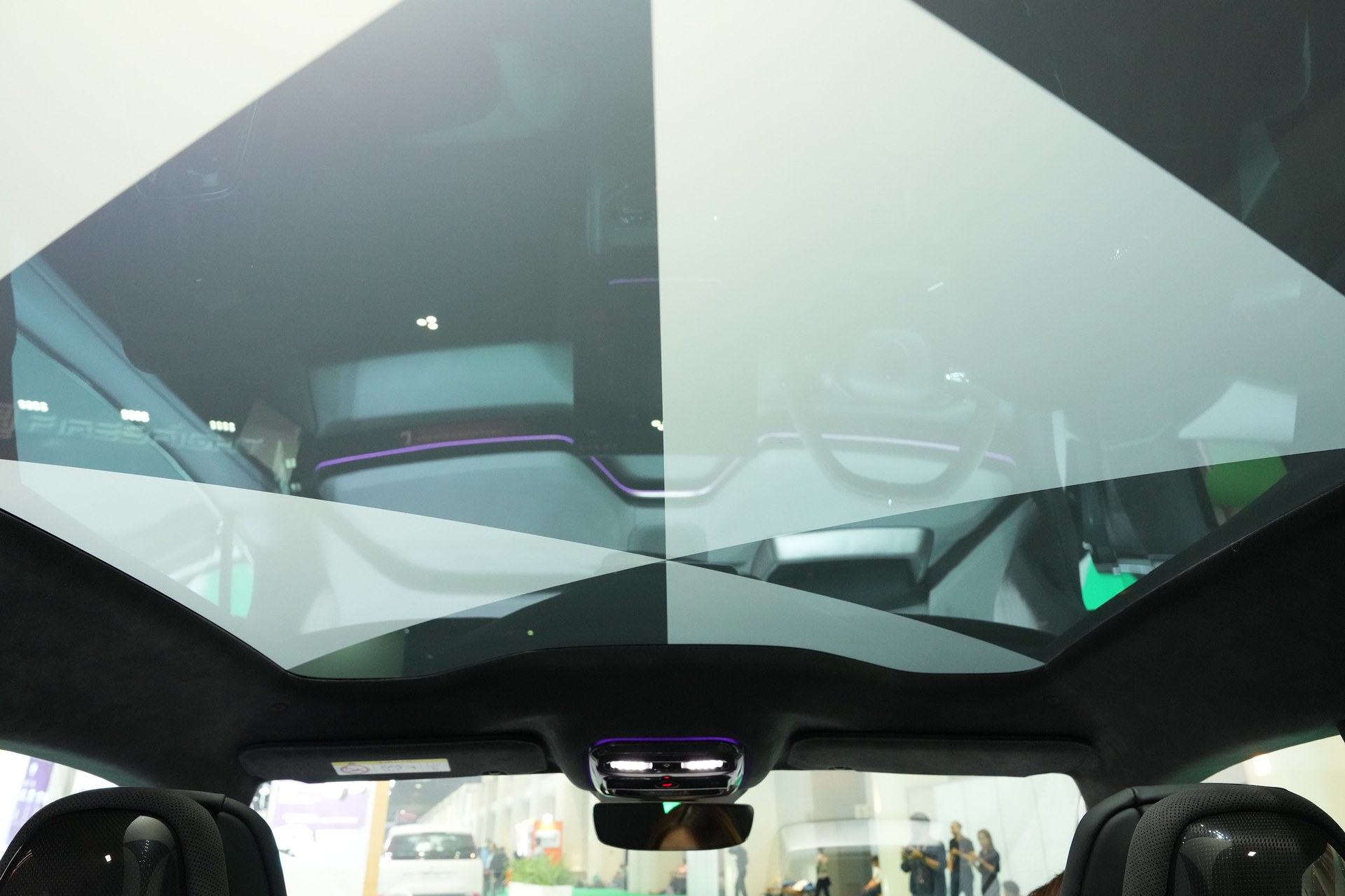 รูปภาพ โลตัส Lotus Emeya 900 SPORT CARBON ปี 2026