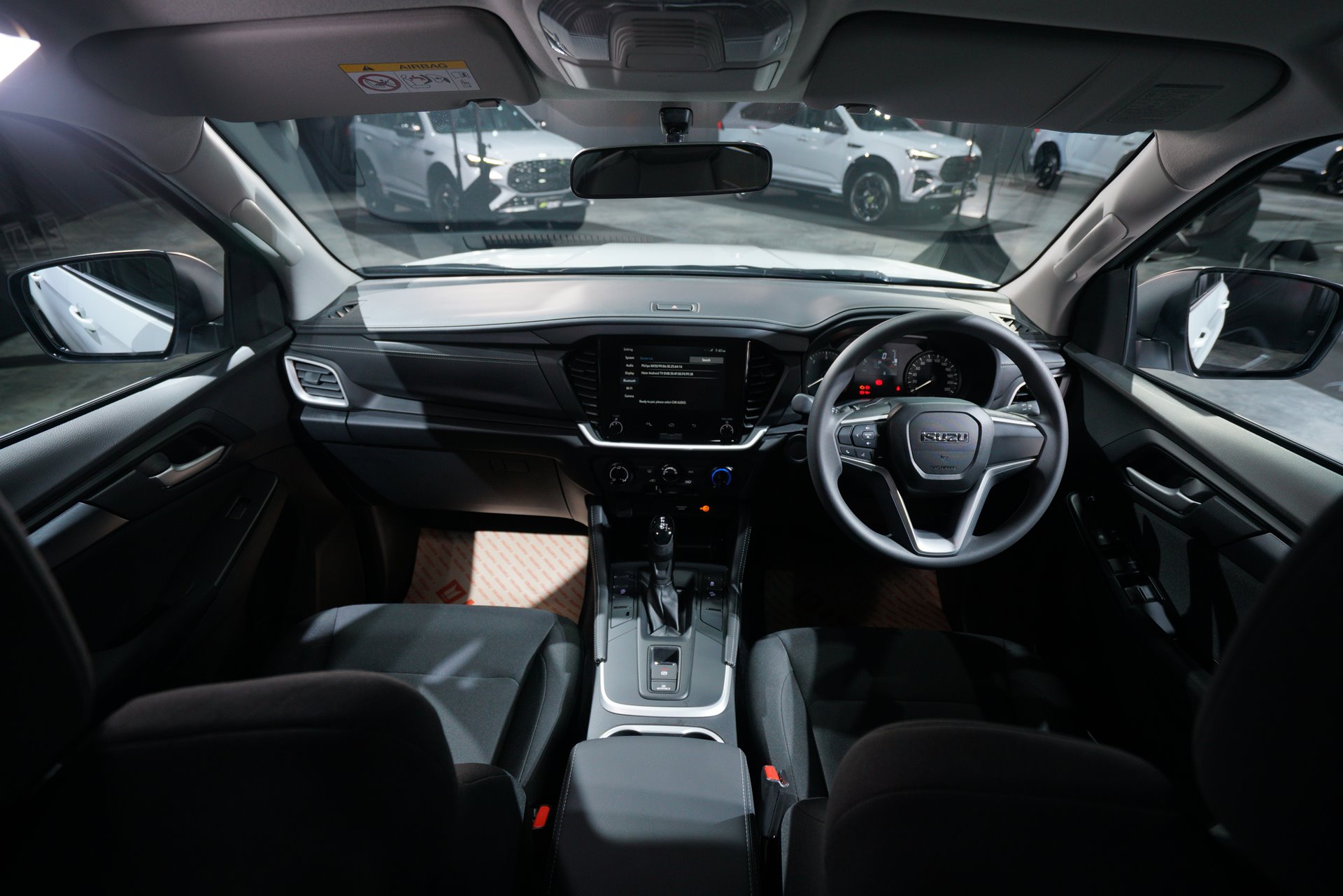 รูปภาพ อีซูซุ Isuzu MU-X 4x2 1.9 Active A/T ปี 2024