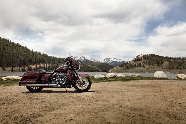 Harley-Davidson CVO Street Glide MY2019 ฮาร์ลีย์-เดวิดสัน ปี 2019 : ภาพที่ 1