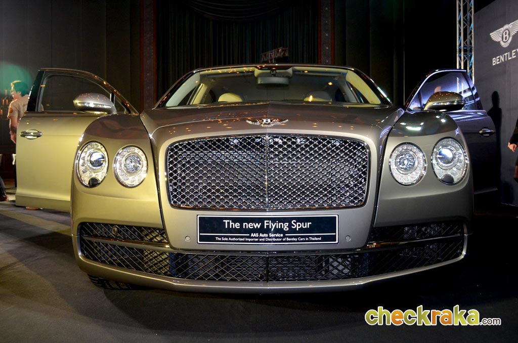 Bentley Flying Spur W12 Standard เบนท์ลี่ย์ ฟลายอิ้ง สเพอร์ ปี 2013 : ภาพที่ 10