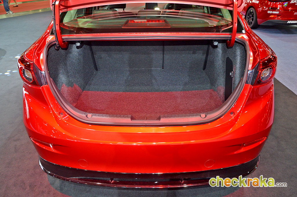 รูปภาพ มาสด้า Mazda 3 2.0 Sedan Racing Series ปี 2015