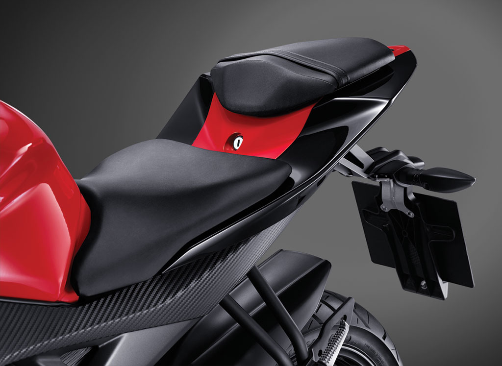 Yamaha YZF-R15 Standard ยามาฮ่า วายแซดเอฟ-อาร์15 ปี 2014 : ภาพที่ 8