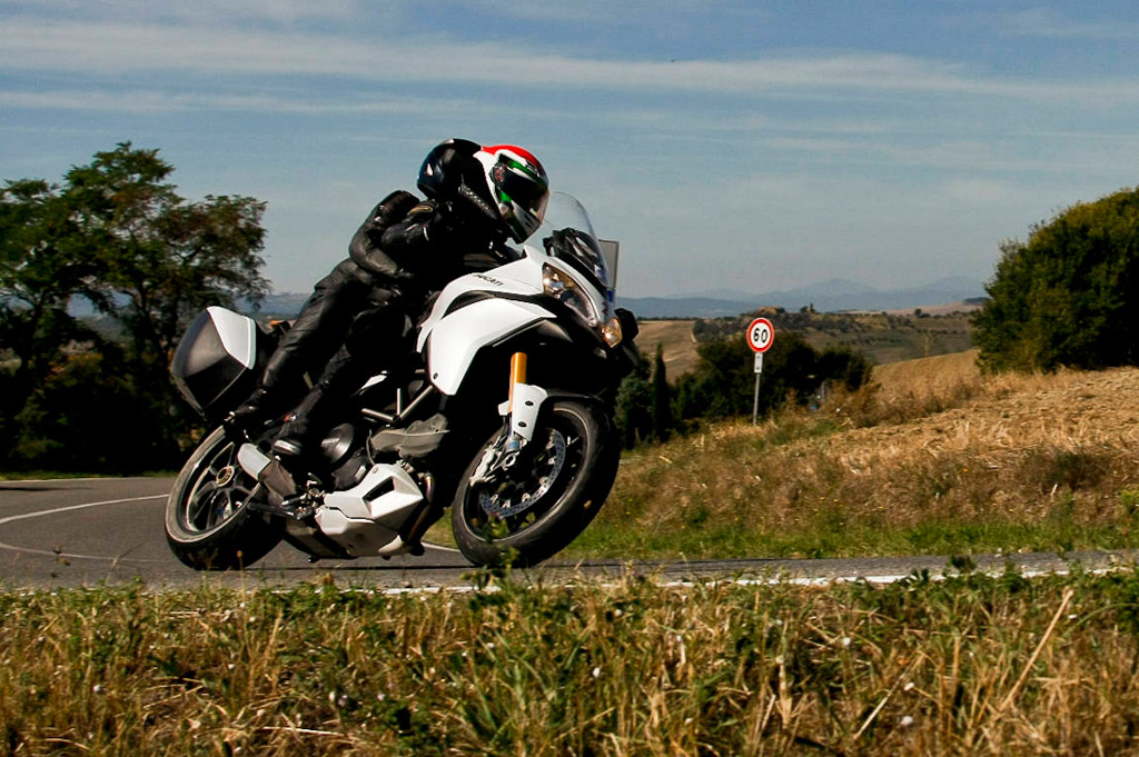 รูปภาพ ดูคาติ Ducati Multistrada 1200 S Touring ปี 2010