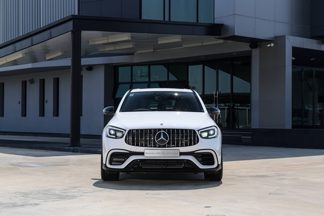 Mercedes-benz AMG GLC 63 S 4MATIC+ Coupe เมอร์เซเดส-เบนซ์ เอเอ็มจี ปี 2019 : ภาพที่ 3