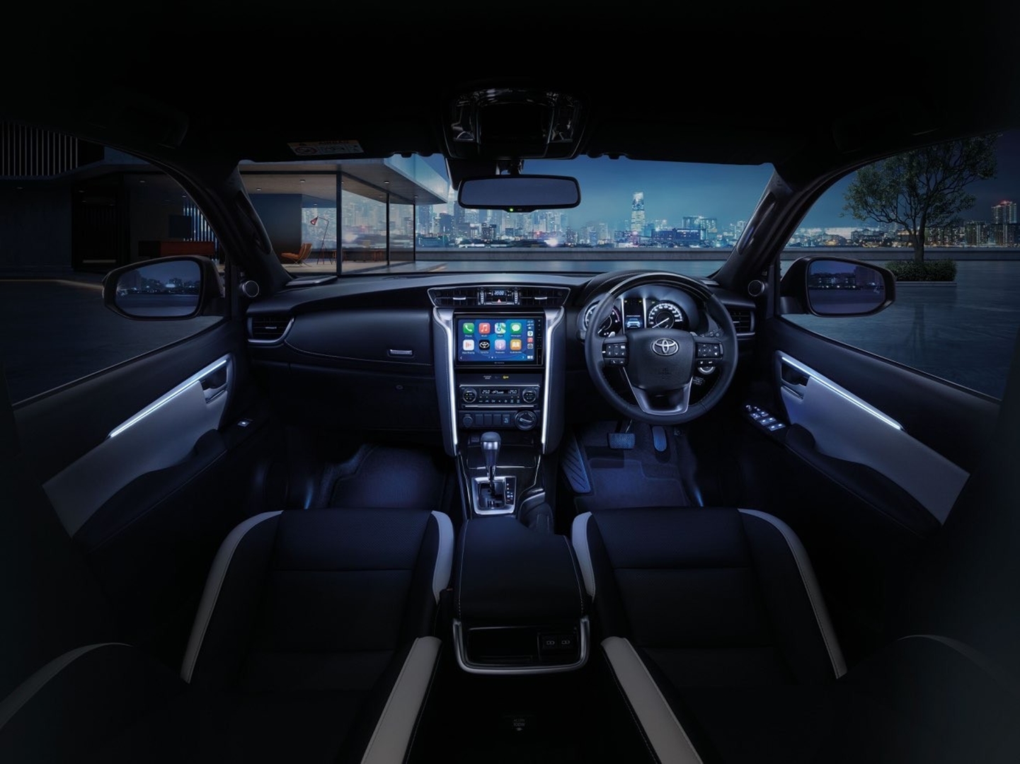 รูปภาพ โตโยต้า Toyota Fortuner 2.4 Legender 4WD AT ปี 2024