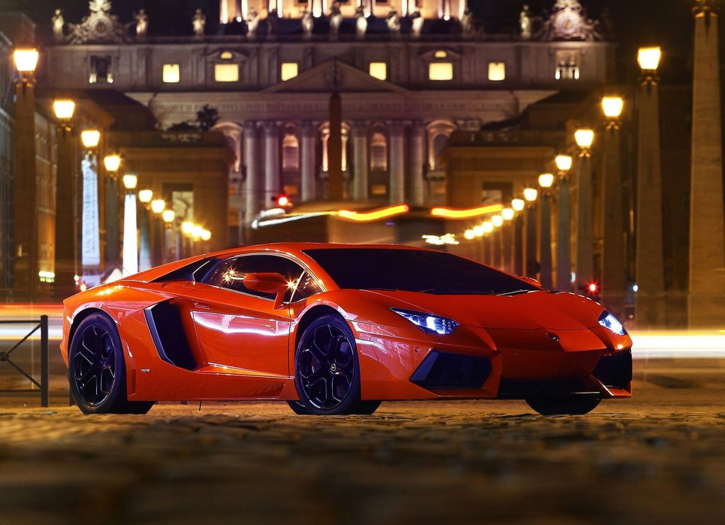 Lamborghini Aventador LP700-4 ลัมโบร์กินี อเวนทาดอร์ ปี 2011 : ภาพที่ 2