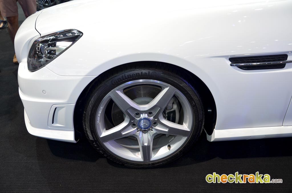 Mercedes-benz SLK-Class SLK200 AMG Dynamic เมอร์เซเดส-เบนซ์ เอสแอลเค-คลาส ปี 2015 : ภาพที่ 12