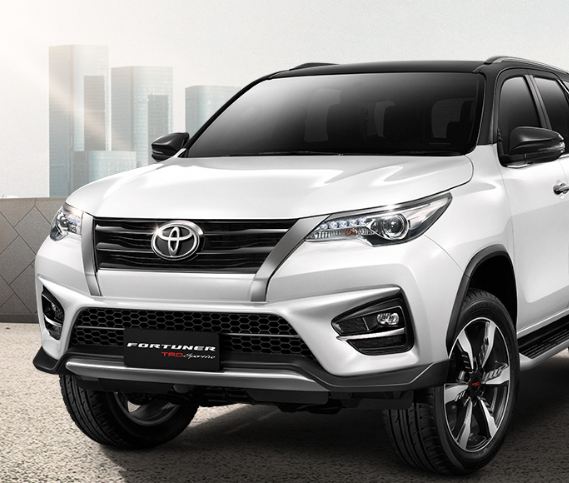 Toyota Fortuner 2.8 TRD Sportivo 4WD Black top AT MY 2018 โตโยต้า ฟอร์จูนเนอร์ ปี 2018 : ภาพที่ 2