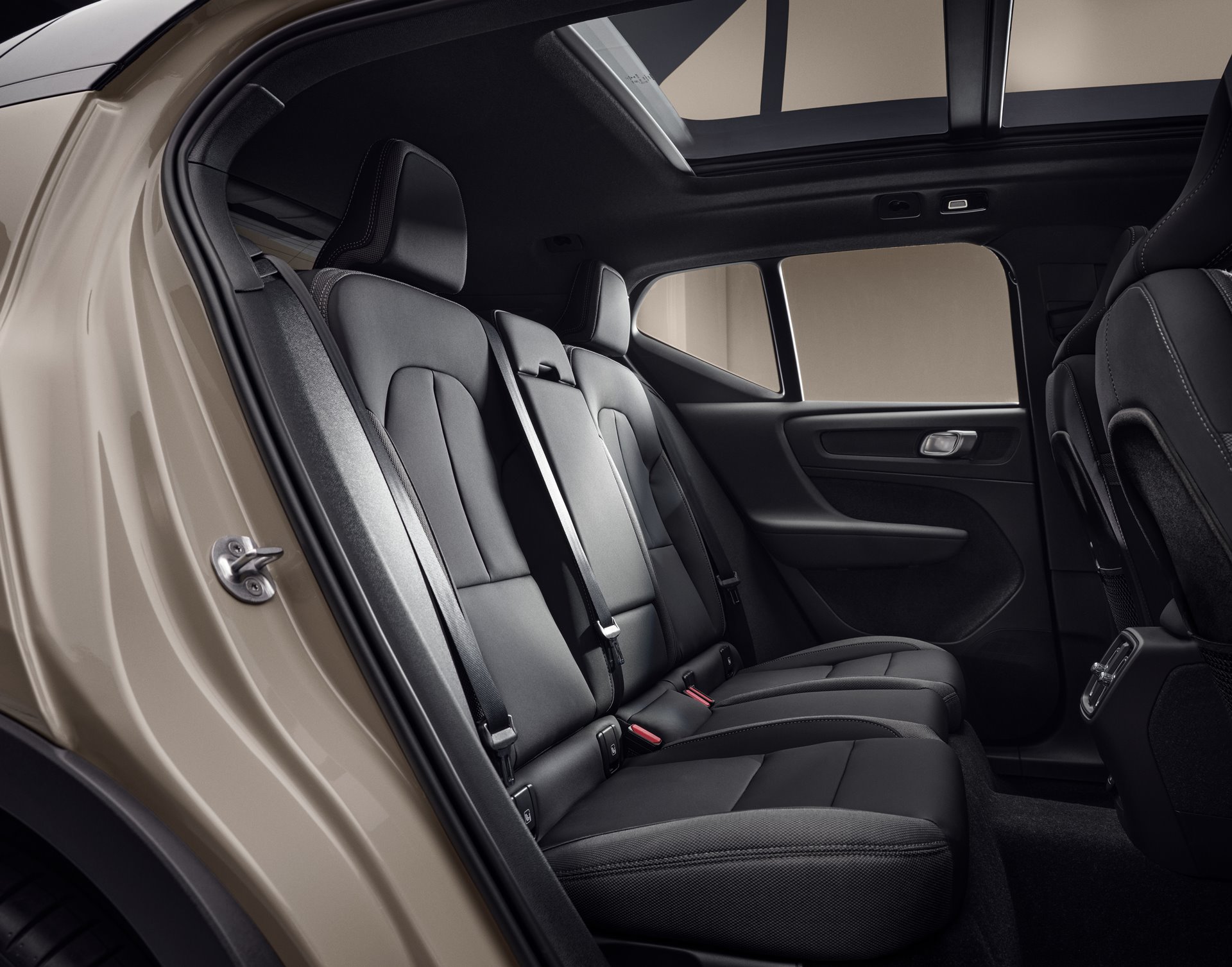 รูปภาพ วอลโว่ Volvo EX40 Ultra – Twin Motor ปี 2024